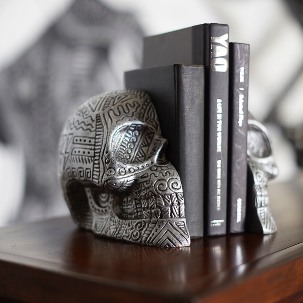 Pottery Barn Teen & Zoe Ziegler Collaboration Metal Split Skull Bookends 💀 - Picture 1 of 11